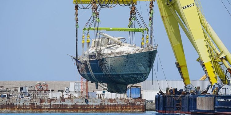 Recovered Bayesian superyacht transferred to Sicilian port after being raised from seabed